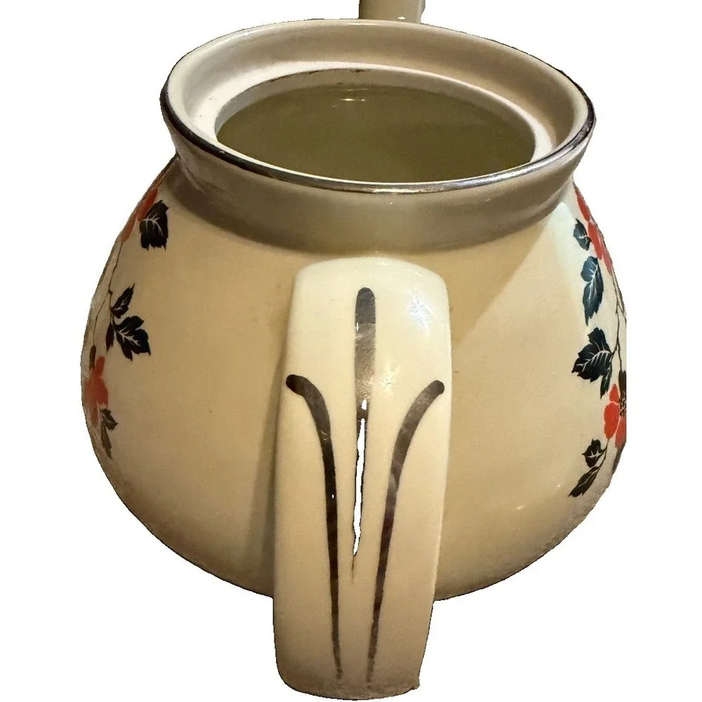 Hall's Superior China Company Teapot in Vibrant‎ Red Poppy Pattern with Lid